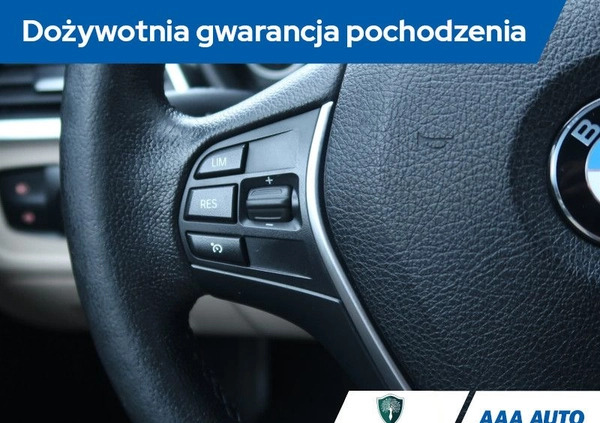 BMW Seria 3 cena 64000 przebieg: 159874, rok produkcji 2015 z Przeworsk małe 436